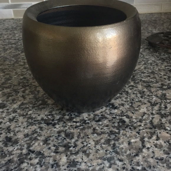 Handmade Pottery Earthenware Clay Planter - Picture 6 of 11